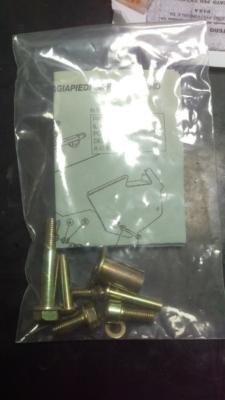 8A0078447 KIT POGGIAPIEDI PASSEGGERO ORIGINALE HUSQVARNA TE TC 410 610 '99