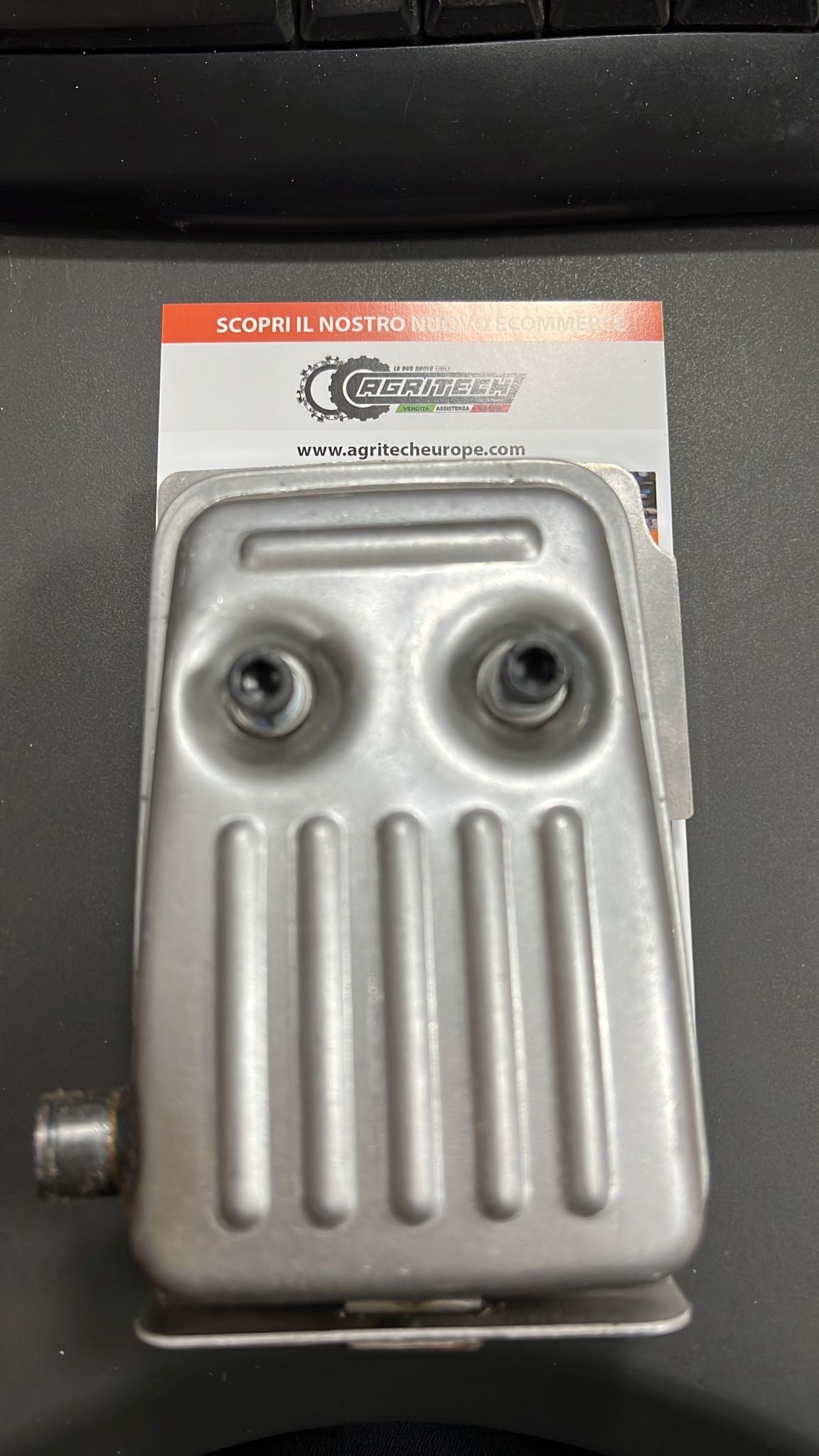 61200061AR MARMITTA ORIGINALE DECESPUGLIATORE OLEOMAC SPARTA 42 420 37 370 38 380