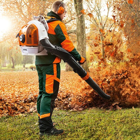 SOFFIATORE ESTREMAMENTE POTENTE SPALLEGGIATO PROFESSIONALE STIHL BR 700