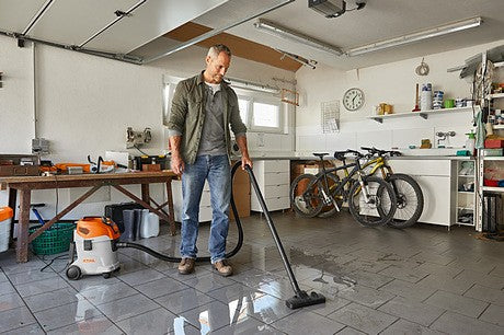 ASPIRATORE ASPIRAPOLVERE BIDONE ASPIRATUTTO STIHL SE 33