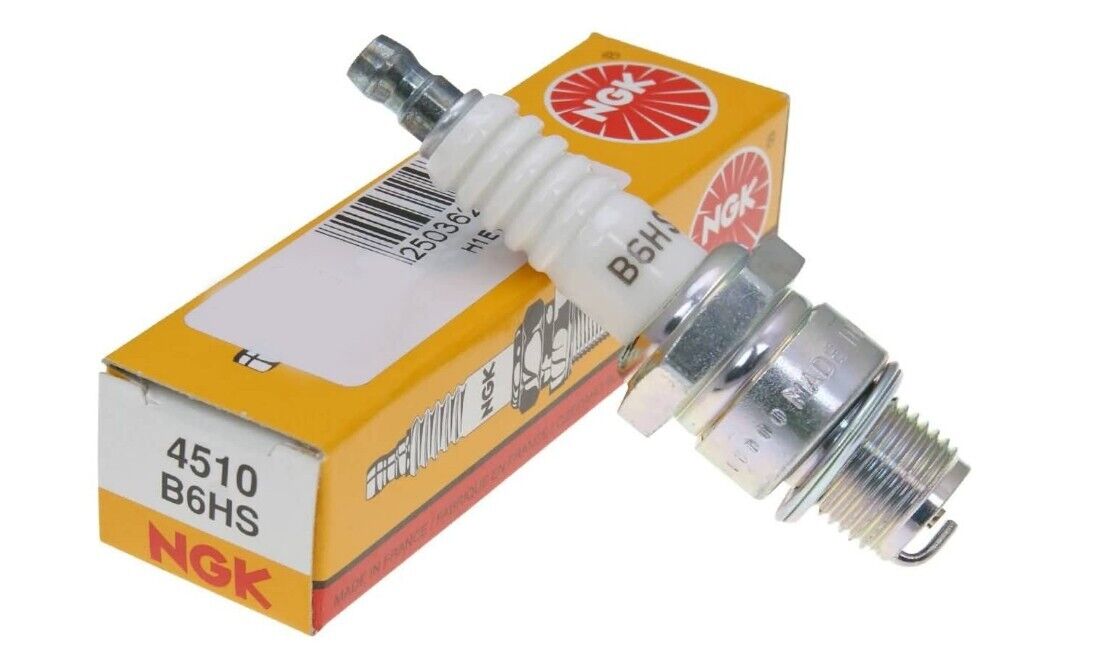 CANDELA ORIGINALE NGK B6HS PER MOTORE CHRYSLER POWER BEE 82021 / 82023 / 82026 /