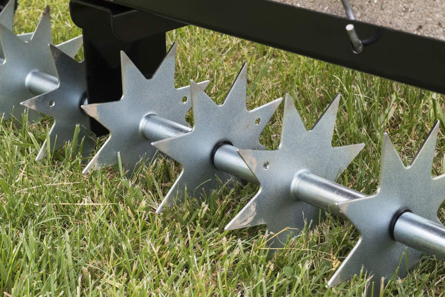 450544 Arieggiatore a traino universale per trattorino rasaerba 125Cm