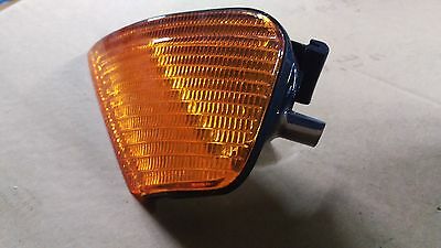498456 FRECCIA INDICATORE DIREZIONE ANTERIORE DX PIAGGIO HEXAGON 125 cc '94 '97