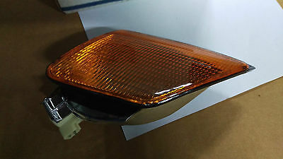 INDICATORE FRECCIA ANTERIORE DX COMPLETA PIAGGIO QUARTZ SKIPPER SKR 50 80 125 cc