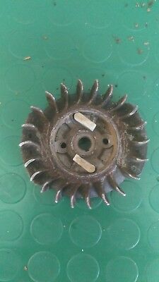 VOLANO MAGNETICO MAGNETE ORIGINALE MOTOSEGA PN 4500