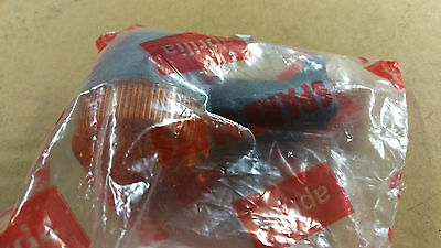 AP8212863 INDICATORE FRECCIA ANTERIORE DX APRILIA SCARABEO 50cc ORIGINALE