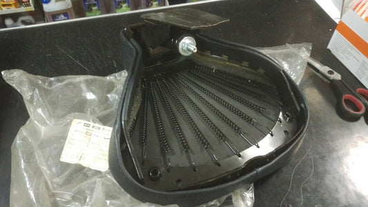 610189M SELLA POSTERIORE ORIGINALE PIAGGIO VESPA 125 150 vna vnb vbb vla vlb PX
