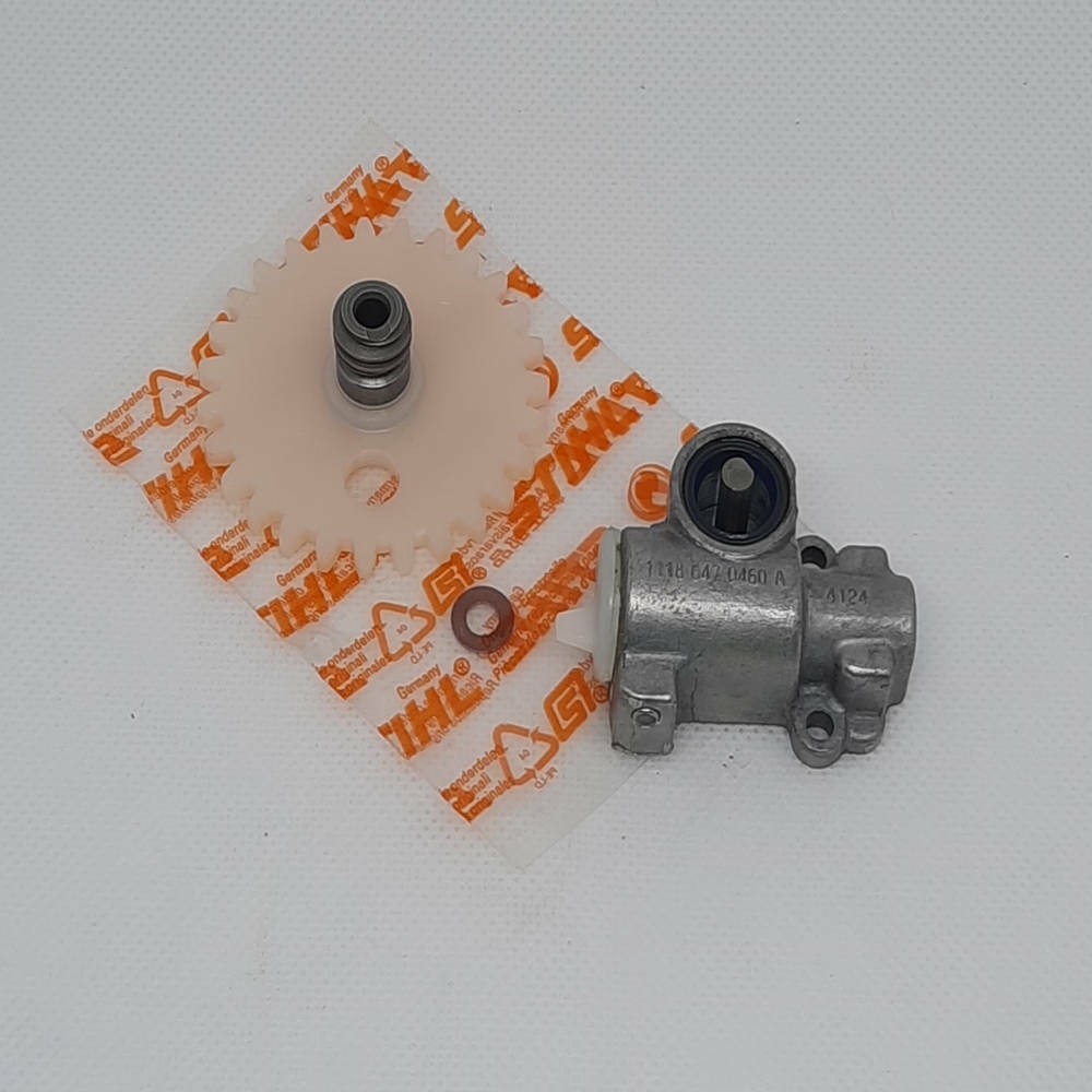 POMPA OLIO CON CHIOCCIOLA ORIGINALE MOTOSEGA STIHL 028 028Q 028W 028WB