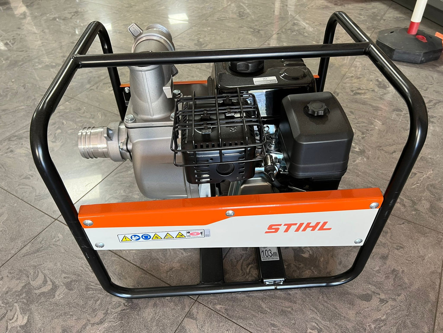 MOTOPOMPA STIHL WP600 AUTOADESCANTE Prevalenza 30mt, 3Bar, 6HP