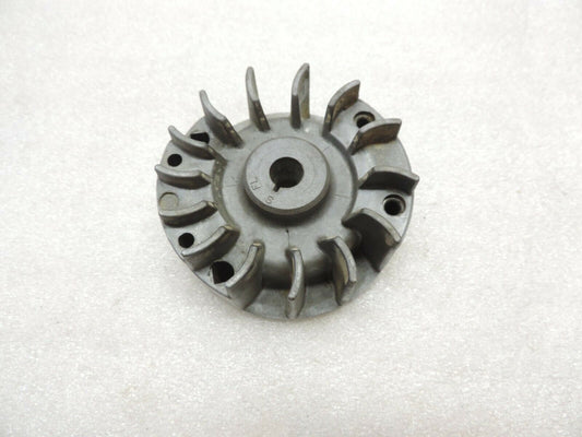 538222372 VOLANO MAGNETICO ORIGINALE DECESPUGLIATORE MCCULLOCH SUPER MAC 26