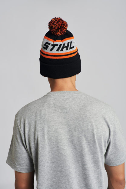 IDEA REGALO - CAPPELLINO IN LANA CON POMPON ORIGINALE STIHL