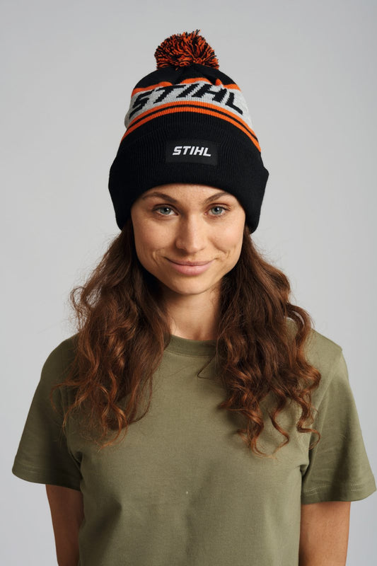 IDEA REGALO - CAPPELLINO IN LANA CON POMPON ORIGINALE STIHL